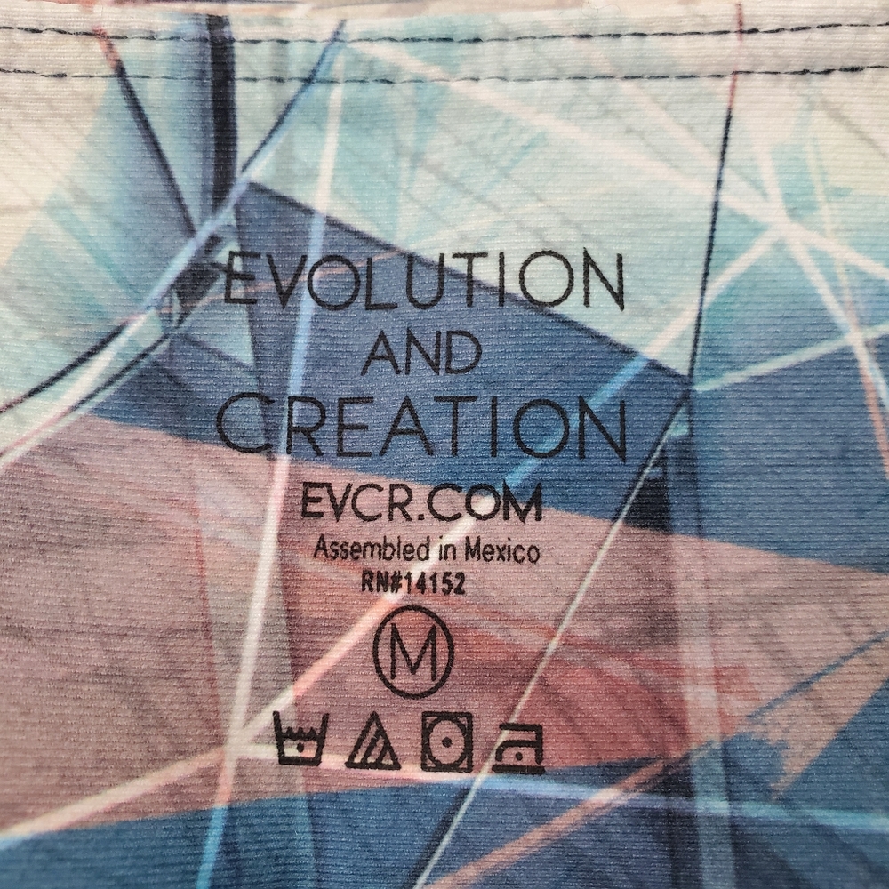 Evolution And Creation Cropped Geometric Leggings - image 4